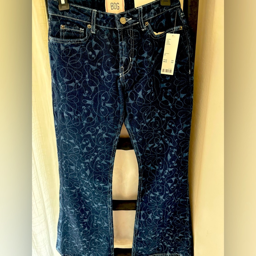New BDG flare jeans size 24